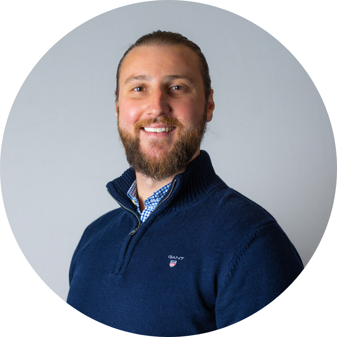 Sam Meade Headshot Circle